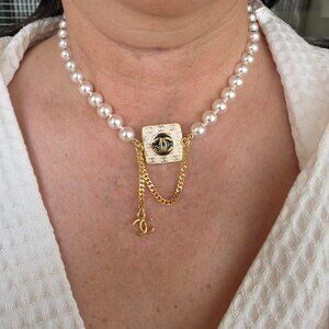Chanel Pearl Necklace Choker